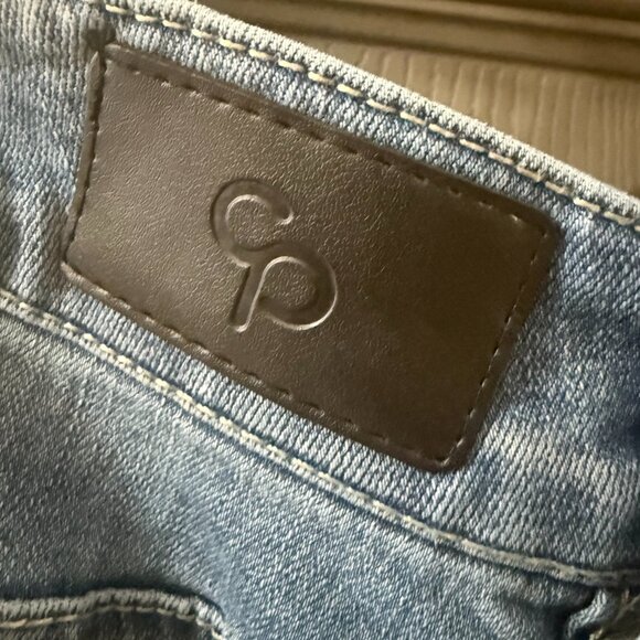 Celebrity Pink 18W Boyfriend Jeans in Light Wash Distressed - Picture 5 of 5